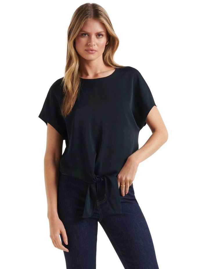 Brand new π Forever New Tiffany Tie Front Top In Navy π§¨