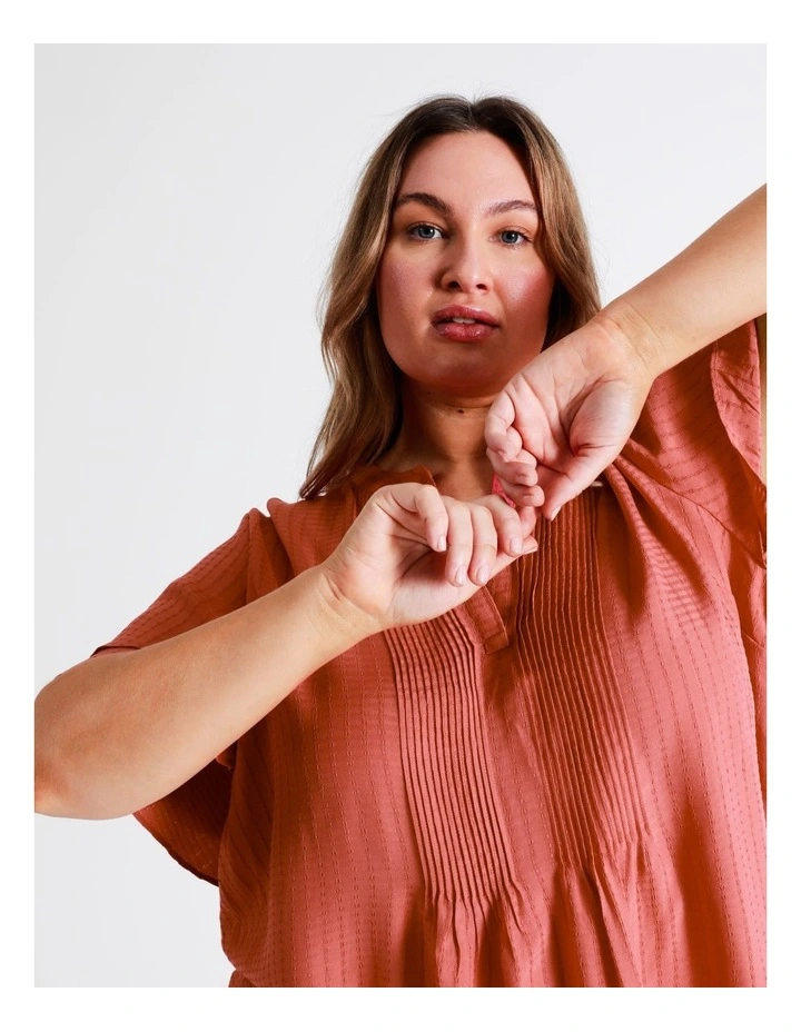 Wholesale π Tokito Curve Pintuck Flutter Sleeve Top In Coral β - Image 3