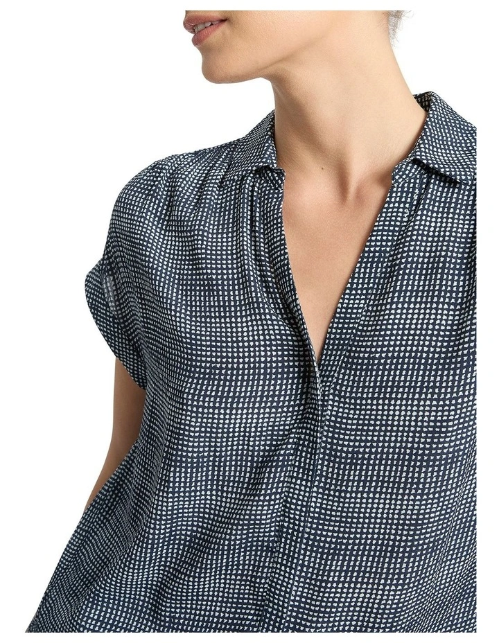 New π David Lawrence Fila Geo Blouse In Midnight π - Image 4